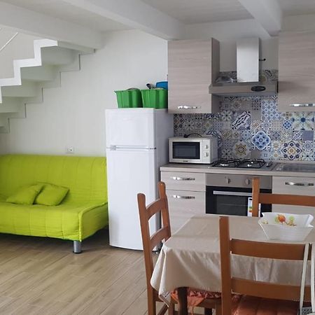 Monolocale Nonna Elena Villa Procida Bagian luar foto