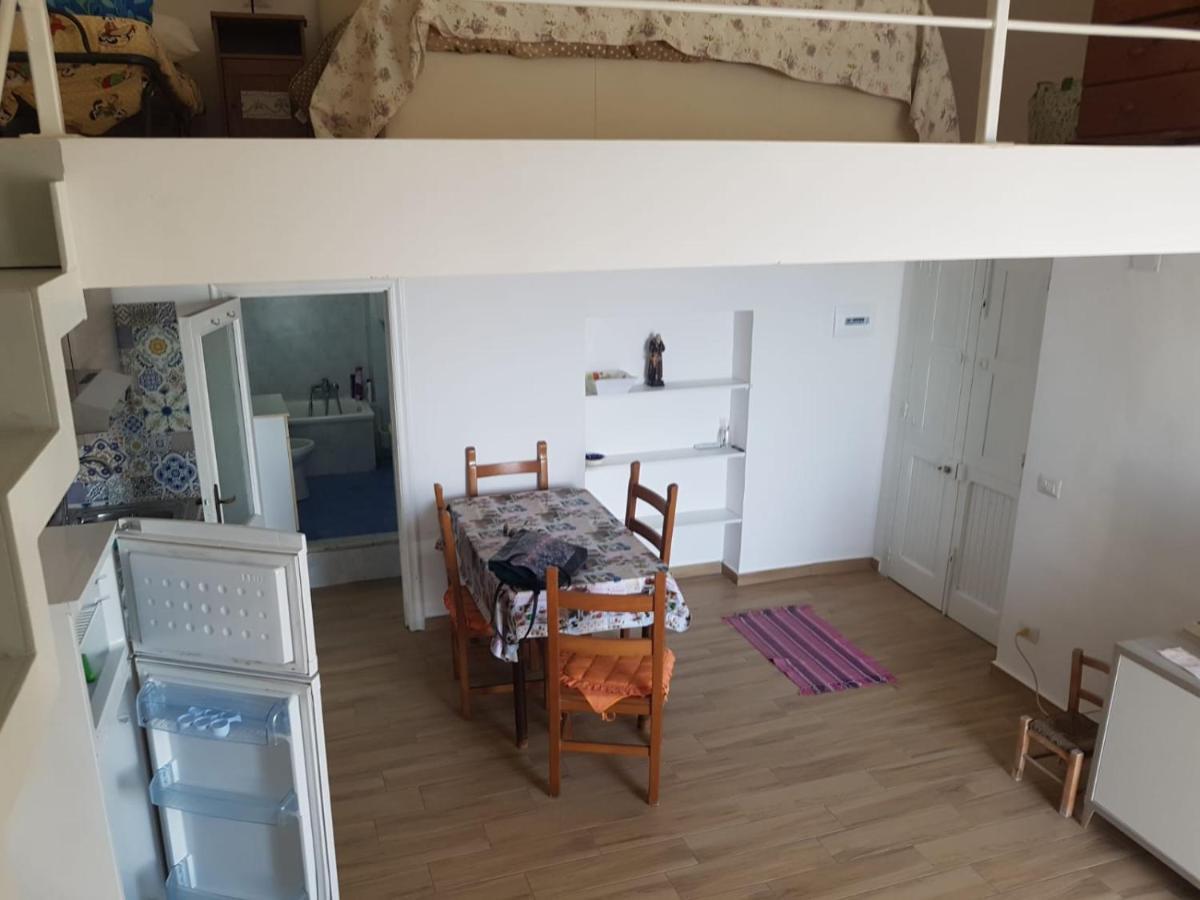 Monolocale Nonna Elena Villa Procida Bagian luar foto