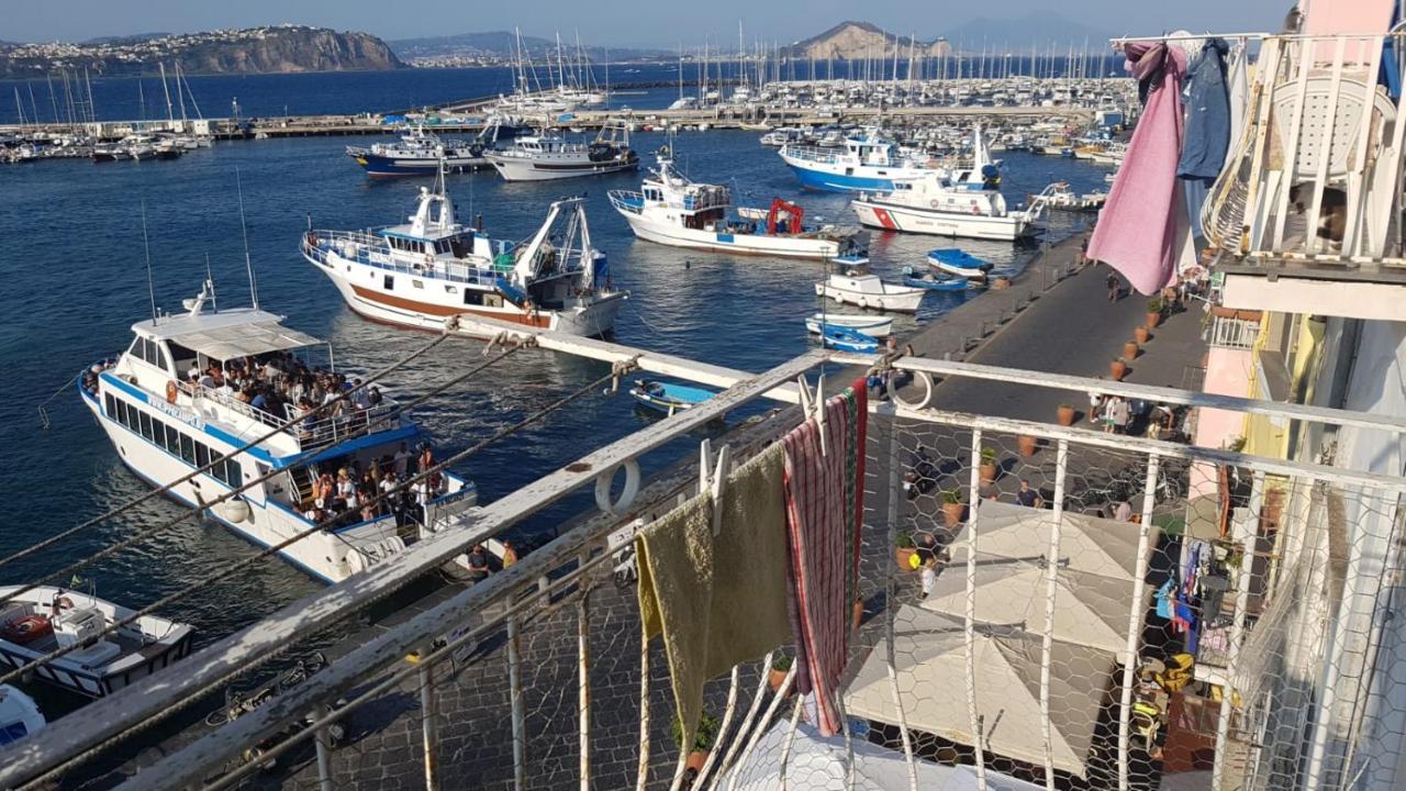 Monolocale Nonna Elena Villa Procida Bagian luar foto