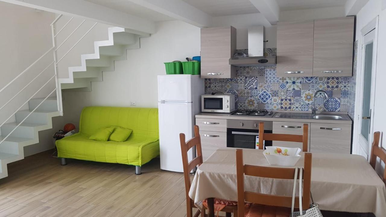 Monolocale Nonna Elena Villa Procida Bagian luar foto
