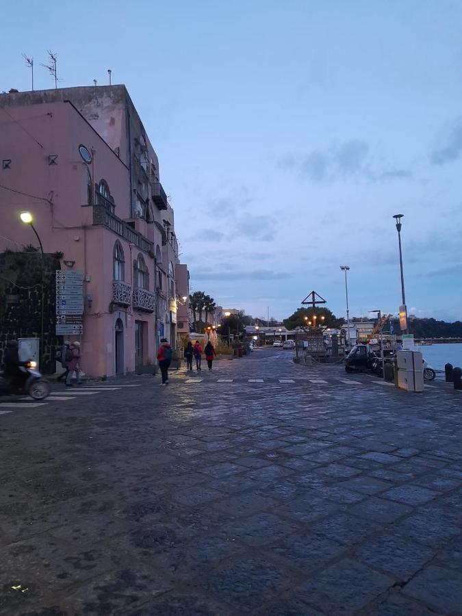 Monolocale Nonna Elena Villa Procida Bagian luar foto
